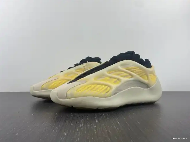 hype Mono V3 Adidas Yeezy HP5425 Safflower 700 0616